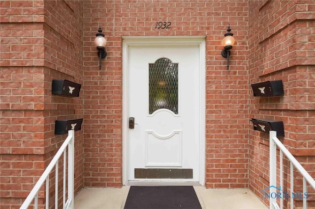 1932 Queenswood Dr Unit U5, Findlay, OH 45840 - property entrance with brick siding