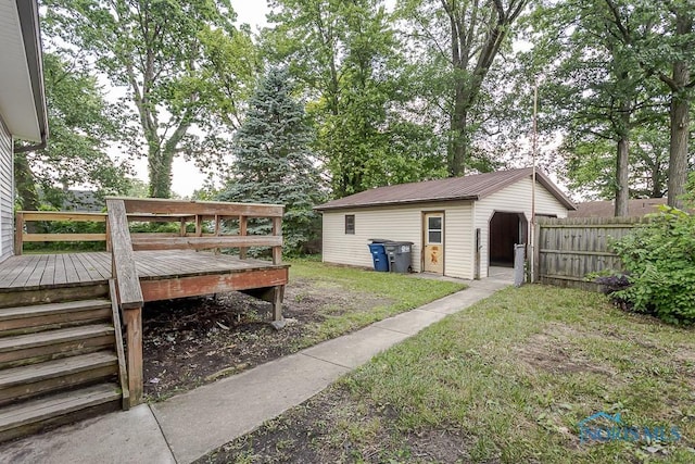 1302 Laning Rd, Toledo, OH 43615 - view of yard featuring a wooden deck