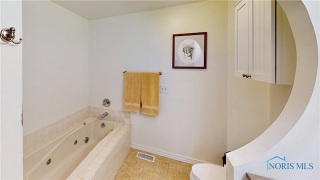 2109 Ottawa River Rd Unit 3C, Toledo, OH 43611 - full bathroom with a jetted tub and toilet