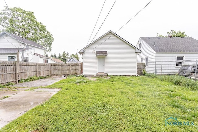 3229 Saint Bernard Dr, Toledo, OH 43606 - photo 4