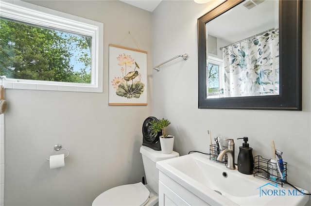 1022 Clough St, Bowling Green, OH 43402 - full bathroom with healthy amount of natural light and vanity