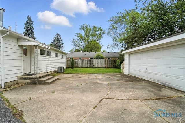 1022 Clough St, Bowling Green, OH 43402 - view of patio with a garage