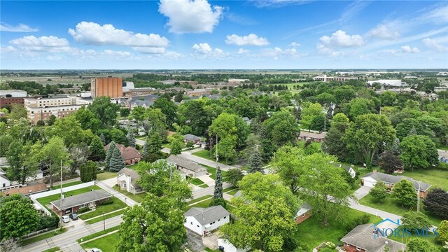 1022 Clough St, Bowling Green, OH 43402 - drone / aerial view