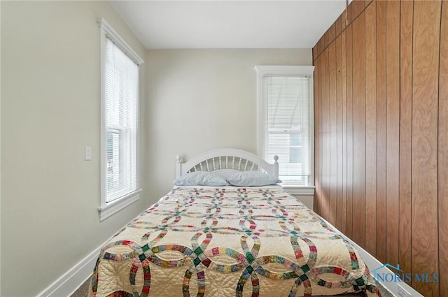 418 S Grove St, Bowling Green, OH 43402 - bedroom with multiple windows