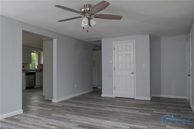 431 N Behlman Rd, Oak Harbor, OH 43449 - photo 6