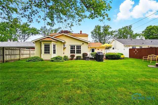 1309 Gettysburg Dr, Maumee, OH 43537 - back of property featuring a fenced backyard