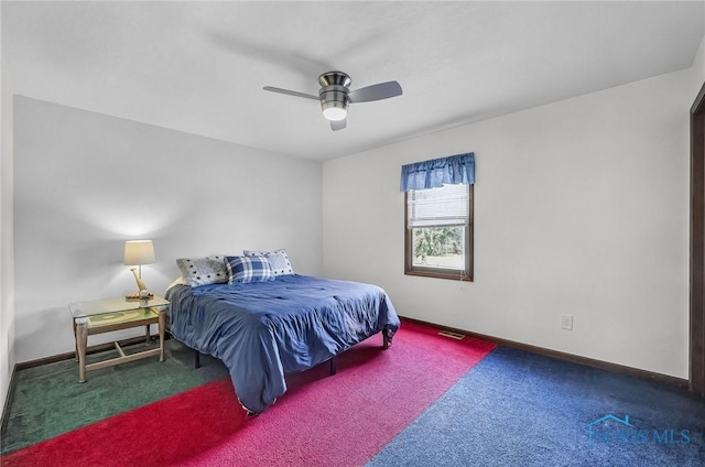 7040 Country Creek Rd, Maumee, OH 43537 - bedroom featuring carpet floors and ceiling fan