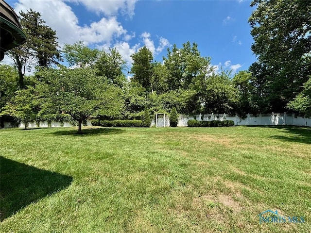 2132 Burroughs Dr, Toledo, OH 43614 - photo 39