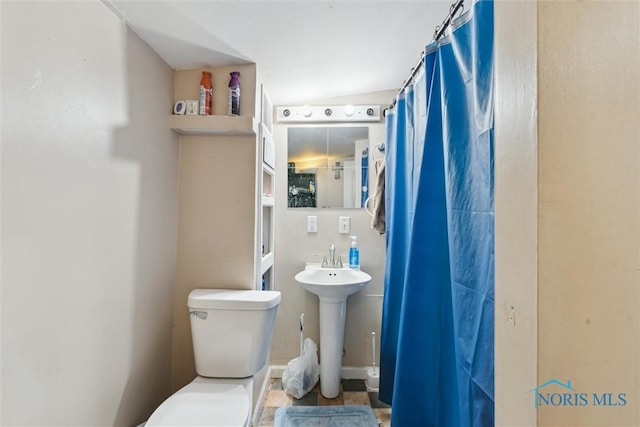 422 Eben Ave, Findlay, OH 45840 - full bath with toilet and a sink
