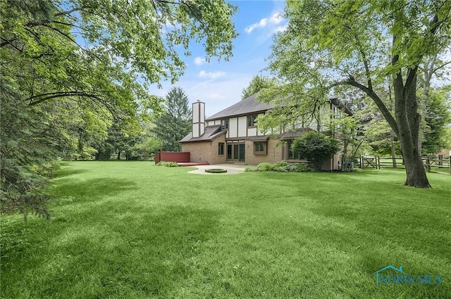 1626 Woodstream Rd, Perrysburg, OH 43551 - view of yard with a jacuzzi and a patio
