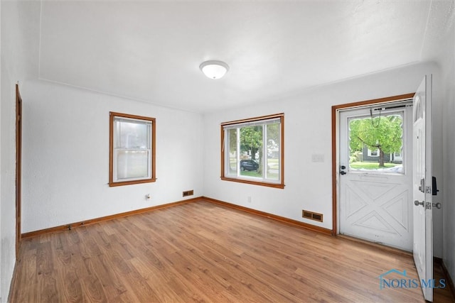 42 California Blvd, Toledo, OH 43612 - entryway with light wood-style flooring and baseboards
