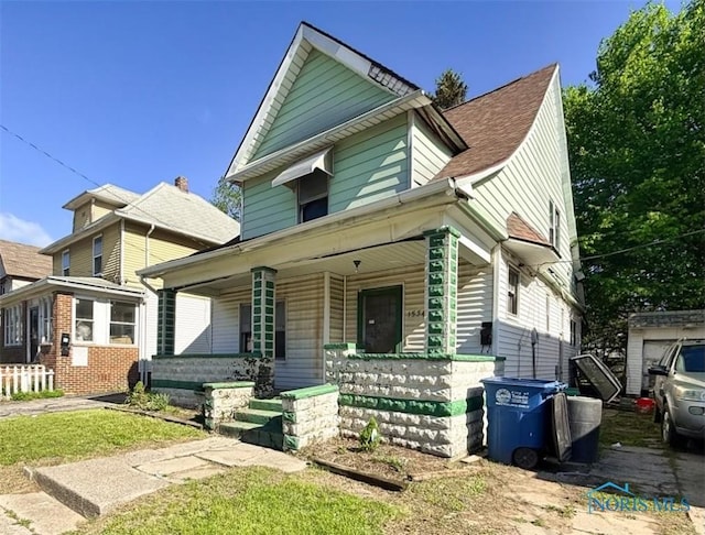 1534 Indiana Ave, Toledo, OH 43607 - view of front of home with covered porch