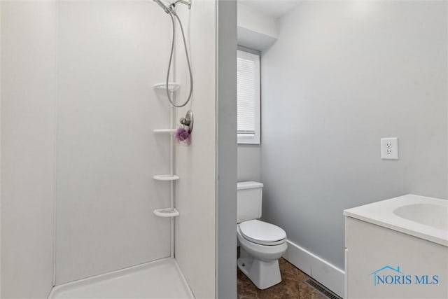 108 Western Ave, Findlay, OH 45840 - full bath featuring a shower stall and vanity