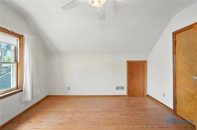 2632 117th St, Toledo, OH 43611 - bonus room featuring lofted ceiling, light wood finished floors, and ceiling fan
