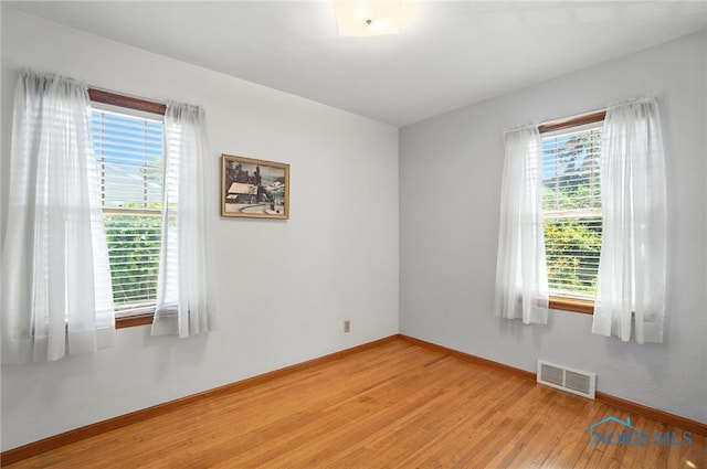 2632 117th St, Toledo, OH 43611 - unfurnished room featuring light wood finished floors and baseboards