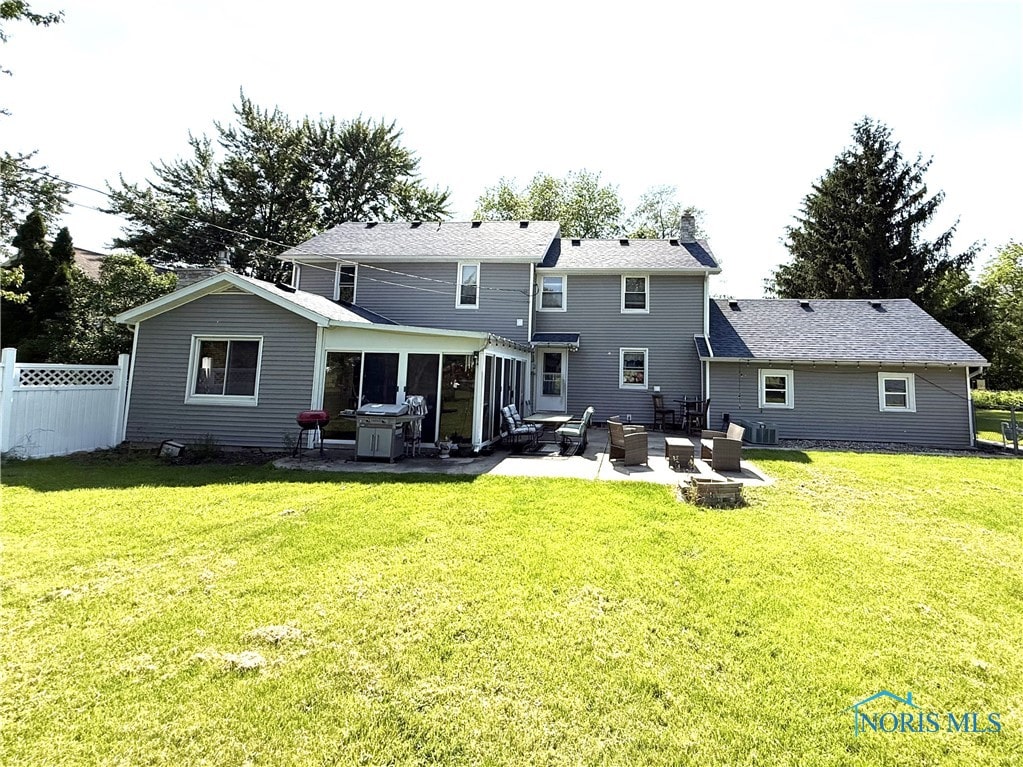 114 N Church St, Haskins, OH 43525 - photo 2