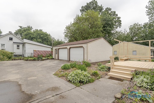 5712 Rambo Ln, Toledo, OH 43623 - view of detached garage