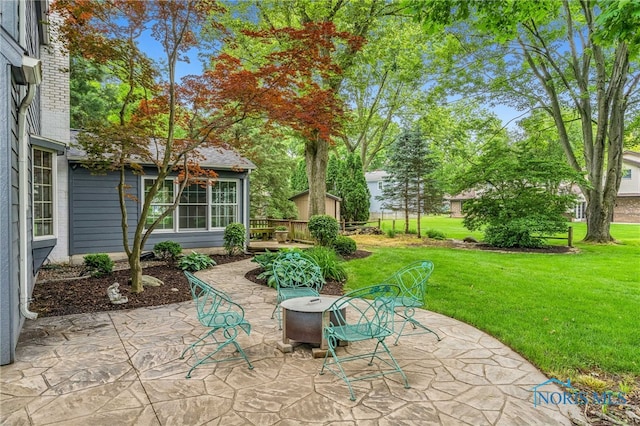 424 Lynshire Ln, Findlay, OH 45840 - view of patio