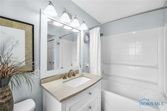 772 Fairway Ln, Wauseon, OH 43567 - full bathroom featuring vanity and shower / bath combination with curtain