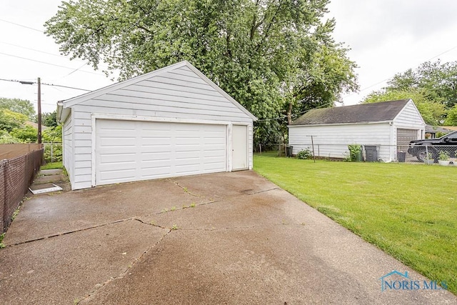 564 Southfield Dr, Maumee, OH 43537 - view of detached garage