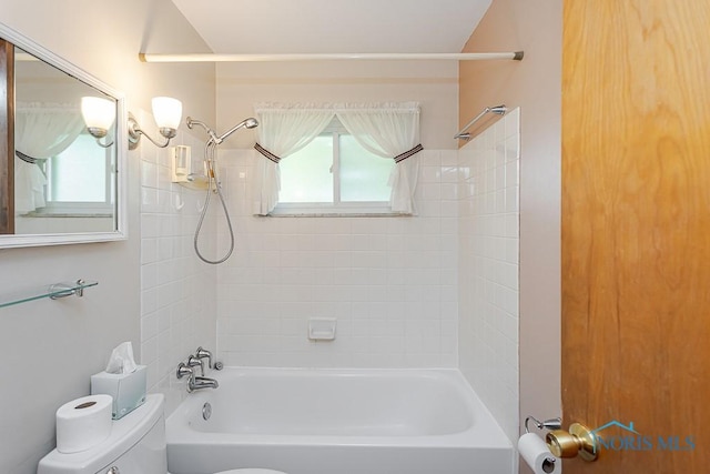564 Southfield Dr, Maumee, OH 43537 - bathroom with toilet and shower / tub combination