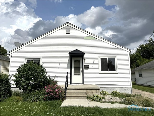 1047 Mambrino Rd, Oregon, OH 43616 - photo 1