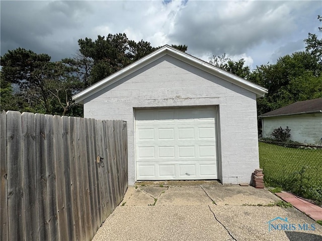 1047 Mambrino Rd, Oregon, OH 43616 - photo 7