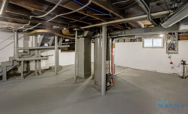 2242 Vaness Dr, Toledo, OH 43615 - basement with water heater