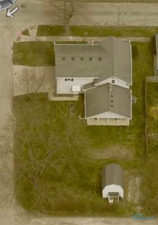 404 E Garfield Ave, Swanton, OH 43558 - aerial view