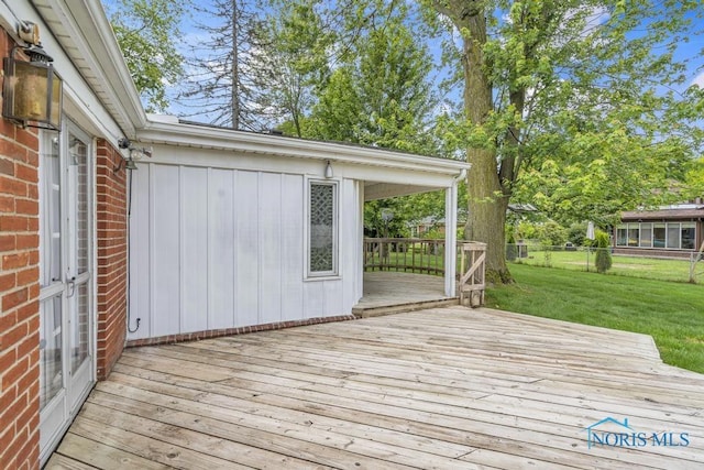 3733 Shamrock Dr, Toledo, OH 43615 - view of deck