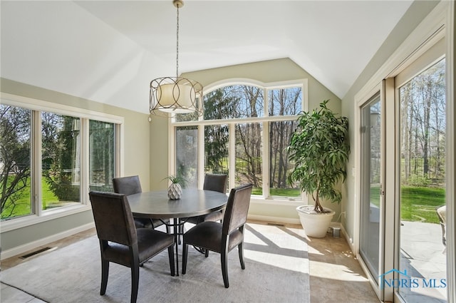 3862 Ravine Hollow Ct, Maumee, OH 43537 - sunroom featuring lofted ceiling and a chandelier