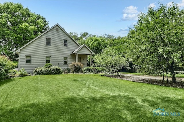 910 Pine St, Perrysburg, OH 43551 - photo 1