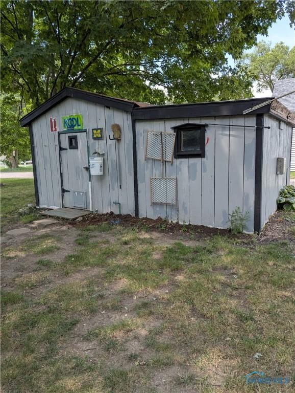 200 Pleasant St, Archbold, OH 43502 - photo 33