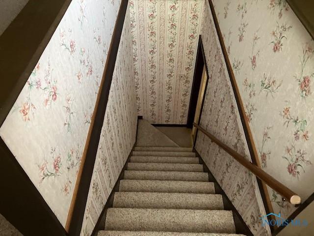 4614 290th St, Toledo, OH 43611 - staircase featuring wallpapered walls