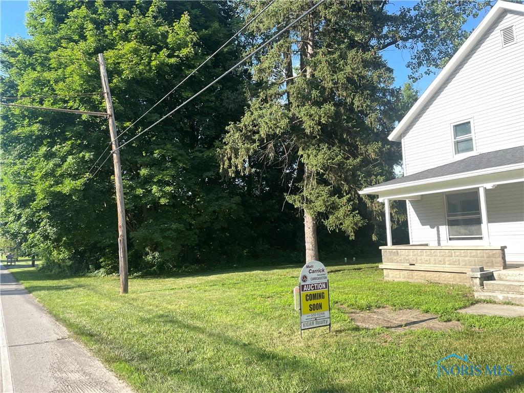 1623 Crissey Rd, Holland, OH 43528