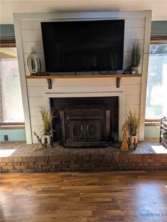 16020 County Road D, Wauseon, OH 43567 - detailed view of a fireplace and wood finished floors
