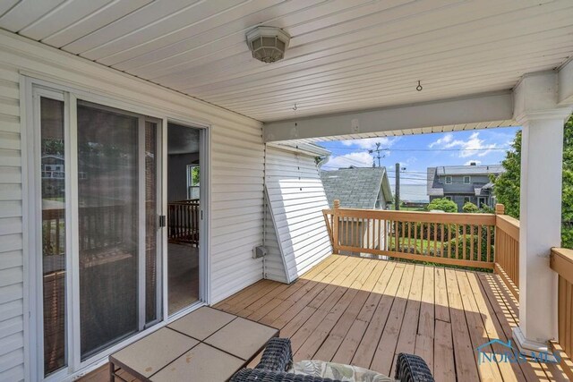 3133 126th St, Toledo, OH 43611 - view of wooden terrace