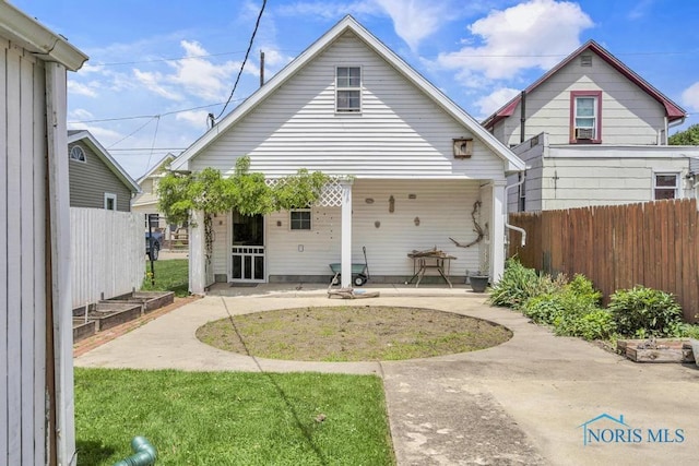 3133 126th St, Toledo, OH 43611 - rear view of property featuring a patio area