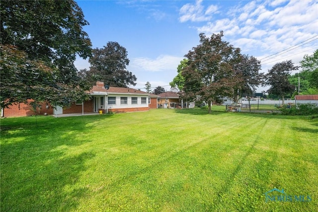 3171 Astor Ave, Toledo, OH 43614 - view of yard