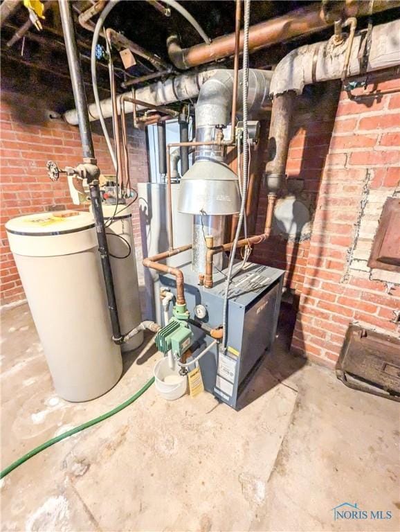 120 Elm St, Fostoria, OH 44830 - utilities featuring a heating unit