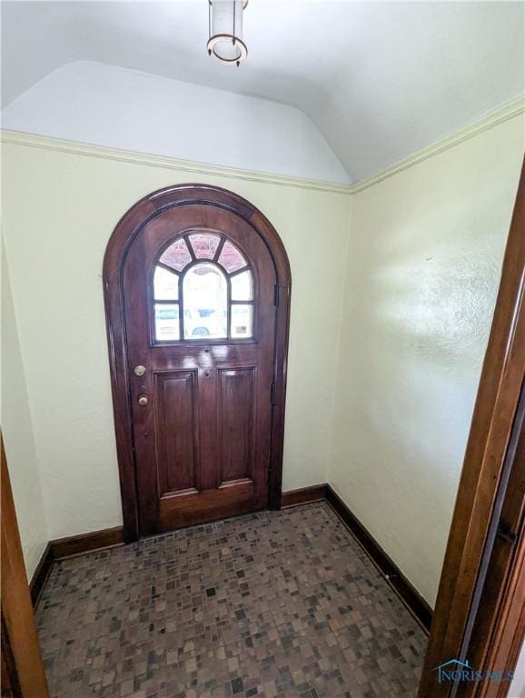 120 Elm St, Fostoria, OH 44830 - entrance foyer featuring lofted ceiling and arched walkways