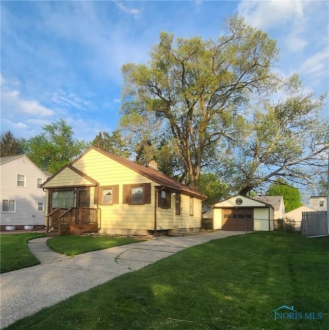 1821 Winston Blvd, Toledo, OH 43614 - photo 1