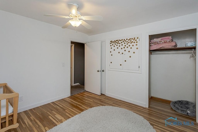 2338 Greenlawn Dr, Toledo, OH 43614 - bedroom with wood finished floors and ceiling fan