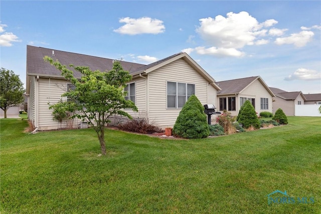 26332 Whitewater Dr, Perrysburg, OH 43551 - view of front of house featuring a front yard