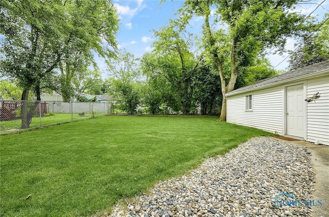 550 W 2nd St, Perrysburg, OH 43551 - view of yard