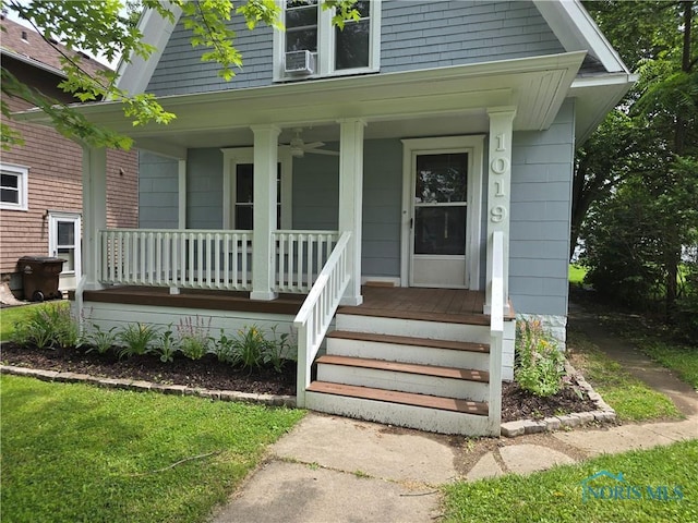 1019 Wayne Ave, Defiance, OH 43512 - doorway to property featuring a porch and ceiling fan