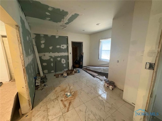 2631 Parkwood Ave, Toledo, OH 43610 - view of spare room
