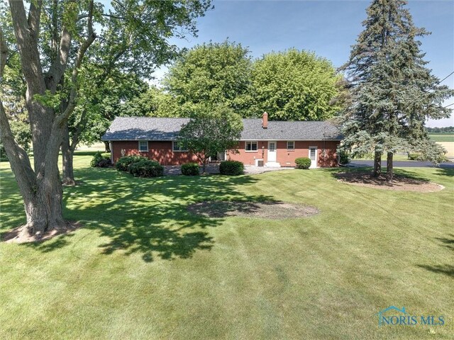 3476 Gwilym Rd, Fostoria, OH 44830 - photo 6
