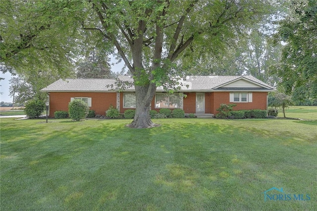 3476 Gwilym Rd, Fostoria, OH 44830 - photo 1