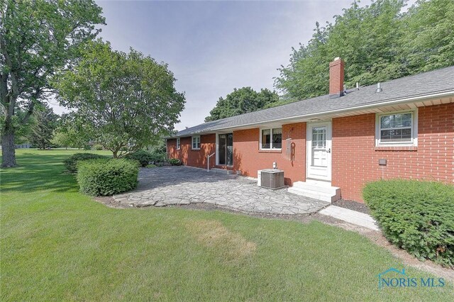 3476 Gwilym Rd, Fostoria, OH 44830 - photo 3